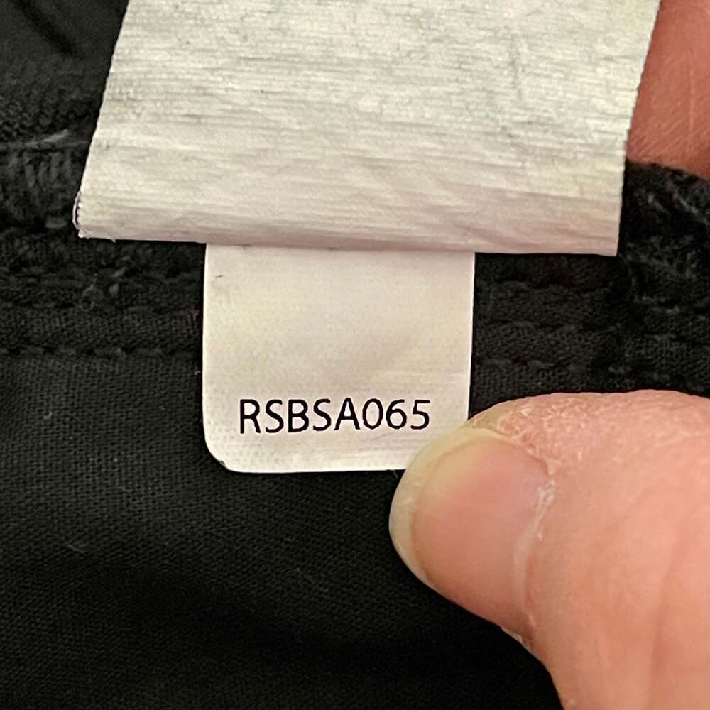 Rafaella Black Curvy Fit Capri Jeans - Picture 8 of 8